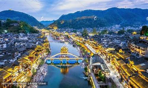 湖南凤凰城一周天气预报_湖南凤凰城旅游攻