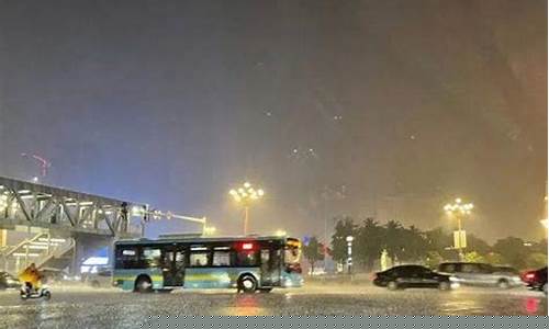 江西未来三天大暴雨最新消息_江西未来三天大暴雨