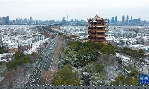 武汉天气适合穿什么衣服_武汉天气