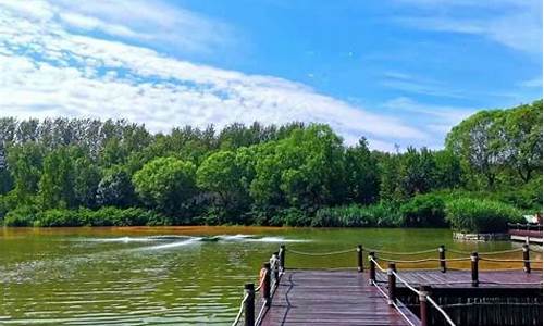 夏天去哪个地方旅游凉快_夏天去什么地方旅游凉快